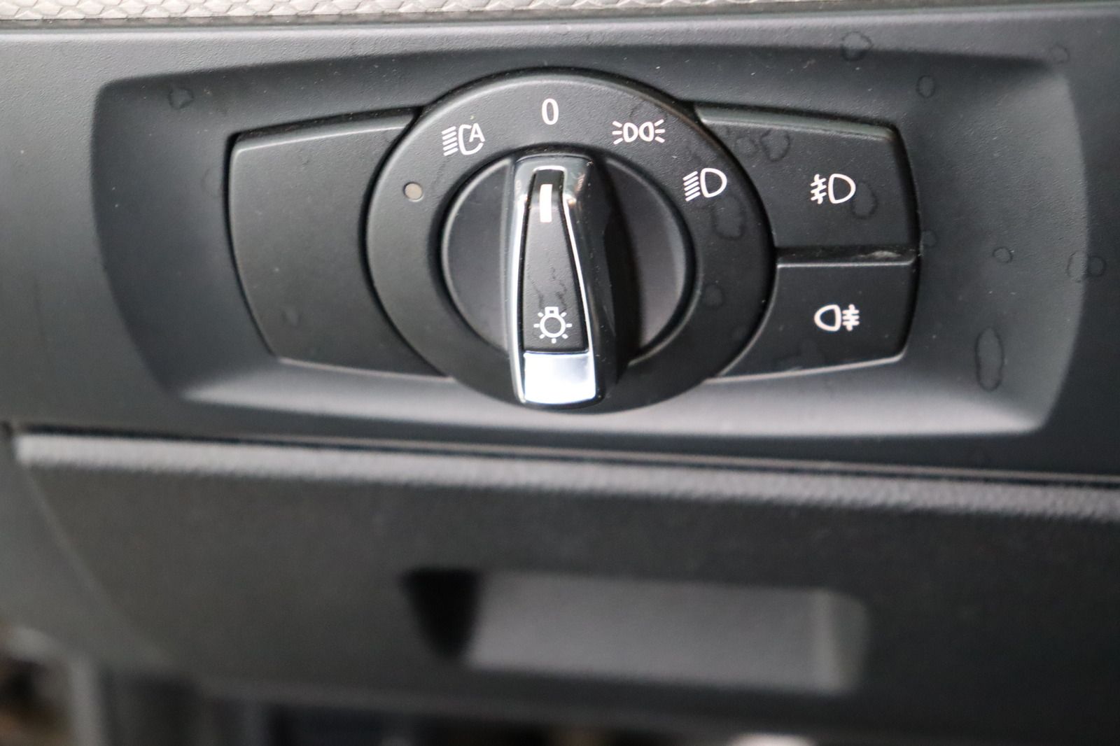 Fahrzeugabbildung BMW 320 i Cabrio Edition M-Paket * Xenon