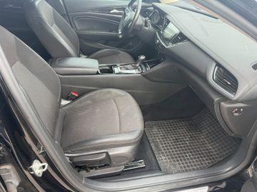Opel Insignia - 6