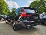 Volvo V60 Kombi Plus Dark Kamera,LED,Totwinkelassisten - Volvo V60 Gebrauchtwagen in Berlin