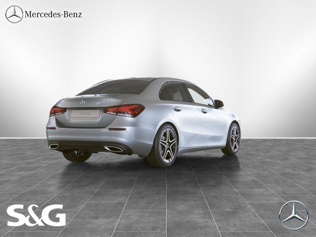 Mercedes-Benz A 220 Progressive Night+MBUX+LED