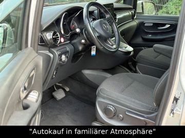 Mercedes V 220 - 7