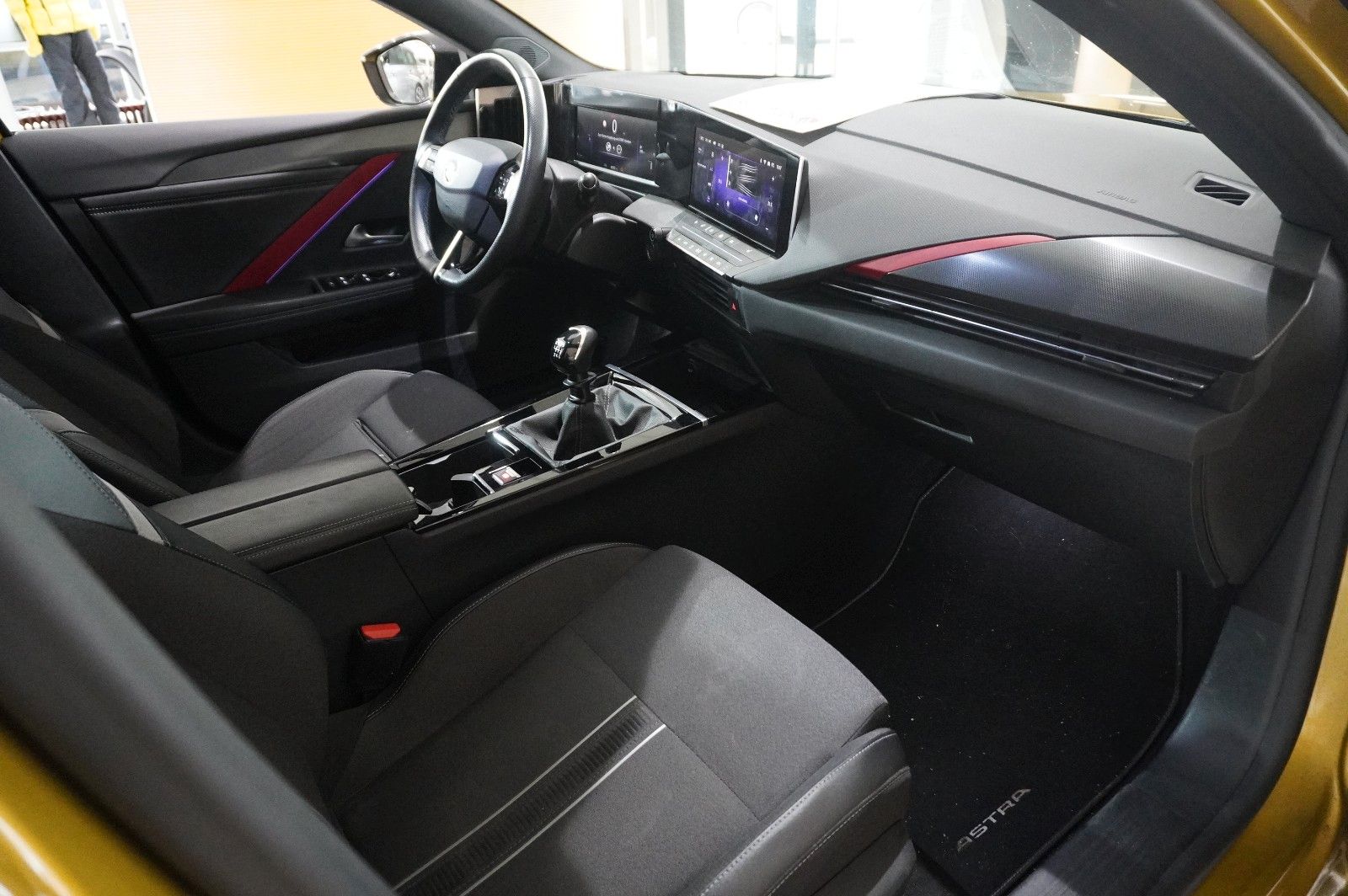 Fahrzeugabbildung Opel Astra L Lim. 1.2T GS SPORT NAVI/LED/360°/VIRT/SH