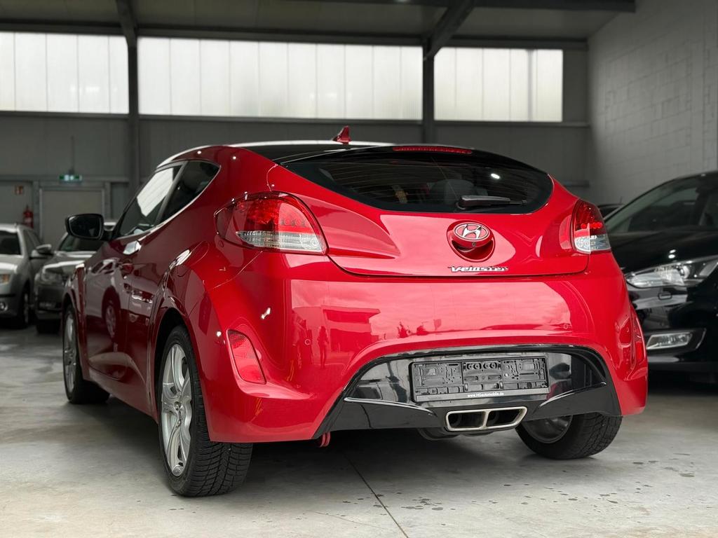 Hyundai Veloster