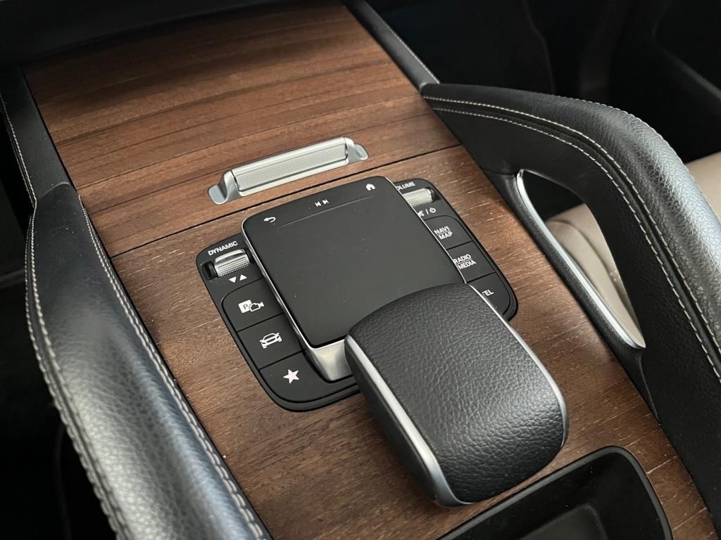Fahrzeugabbildung Mercedes-Benz GLE 350 de 4M AHK ACC Pano Burmester 360° Multib