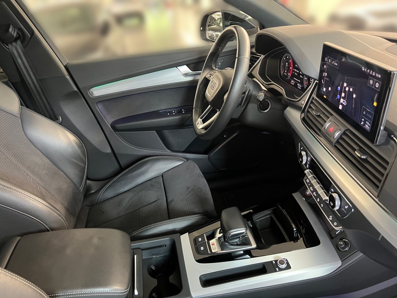 Audi SQ5 - Bild 12