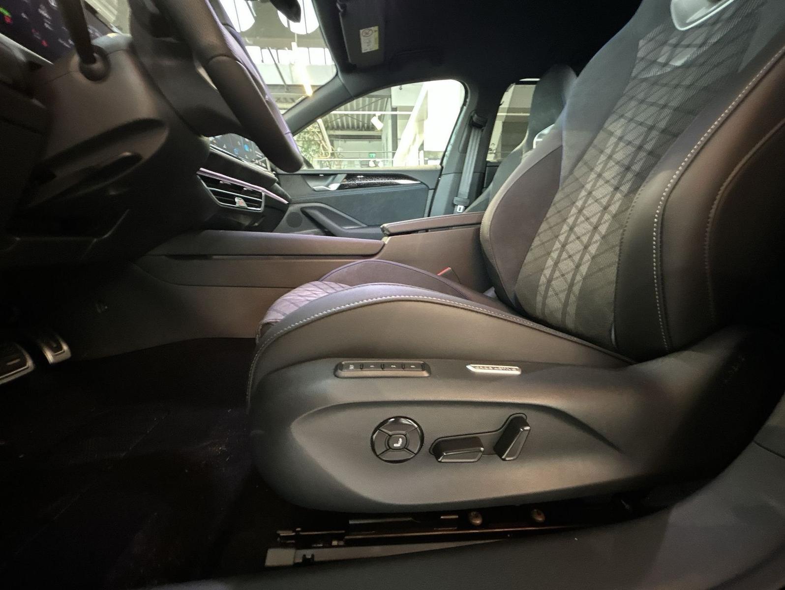Volkswagen Passat 2.0 TDI DSG R-Line BlackStyle Winterräder