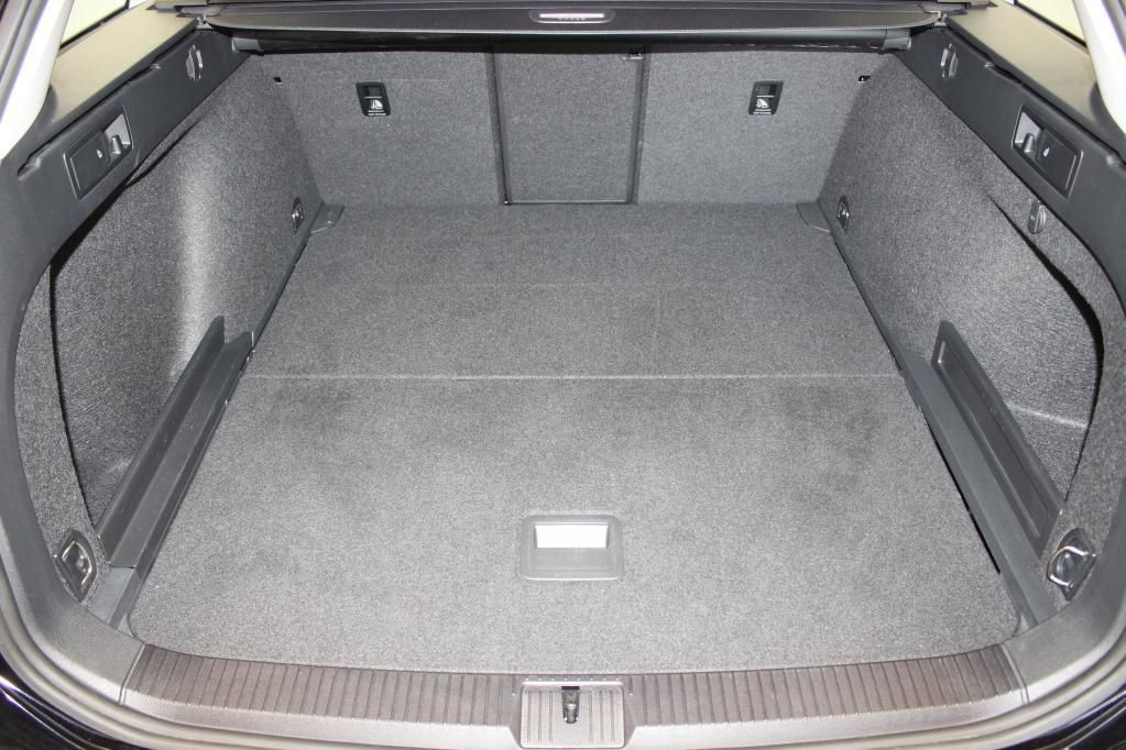 Volkswagen Passat Variant Business 2.0 TDI SCR RFK*PDC*Temp