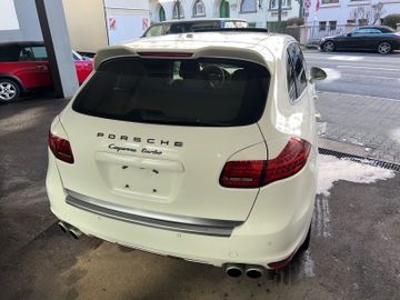 Porsche Cayenne - 5