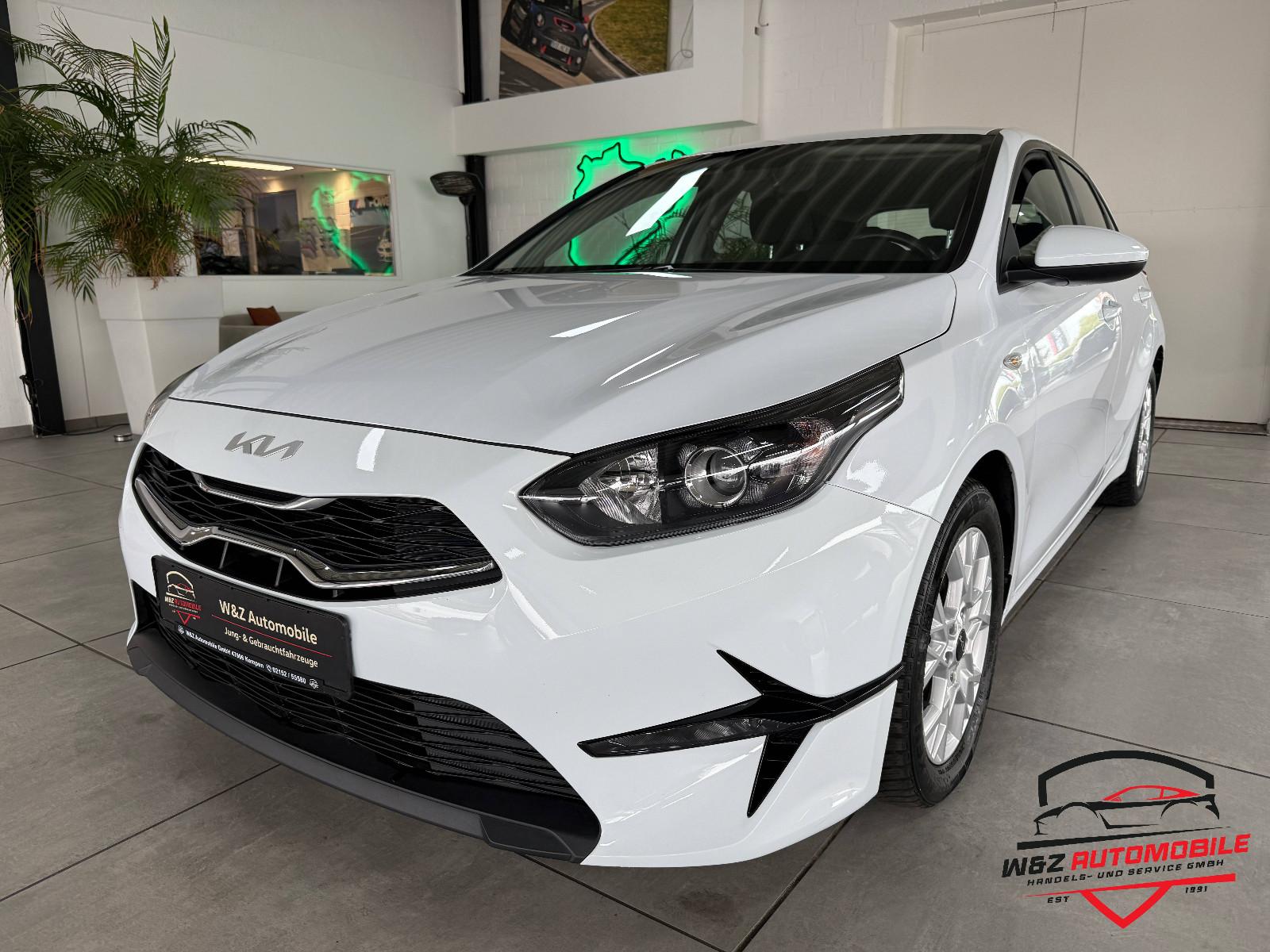 Kia Ceed 1.5 T-GDI DCT +CarPlay+PDC+SHZ+Kamera+