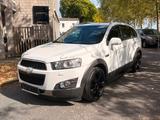 Chevrolet Captiva 2.2 D LTZ 4WD *Automatik*Navi.7.Sitze - Chevrolet: Ltz