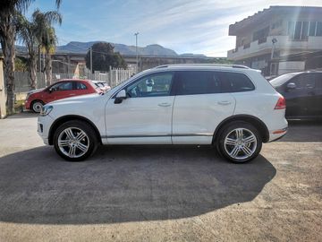 Volkswagen Touareg - 5