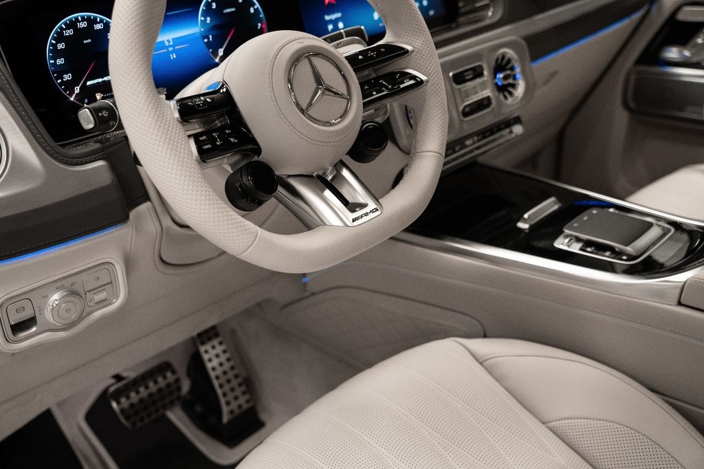 G 63 AMG BRABUS G700 MATT BLUE/BEIGE CARBON FULL - Bild 23