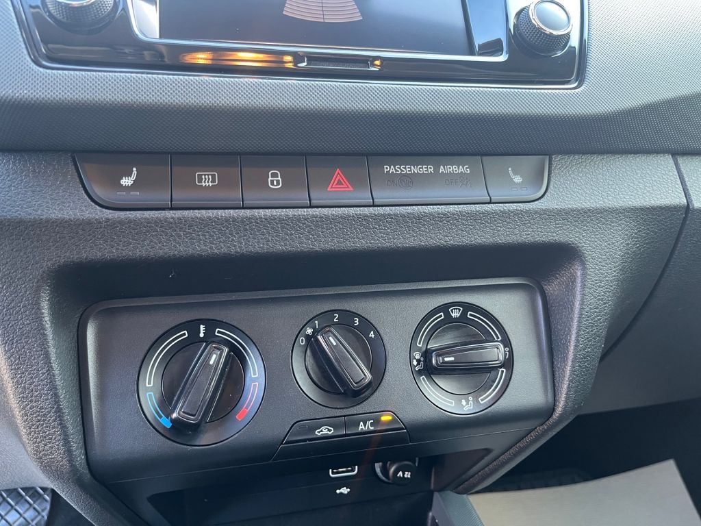 SKODA Fabia Combi 1.0 TSI Active – Bild 16