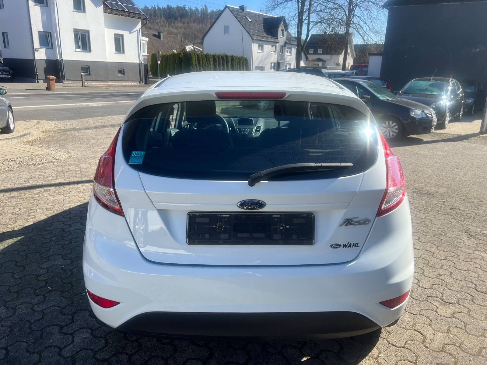 Fahrzeugabbildung Ford Fiesta Ambiente * 1.HAND *