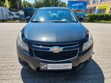Chevrolet Cruze 1.6 LS Benziner  1.Hand - Automatik - PDC - Chevrolet aus 2009