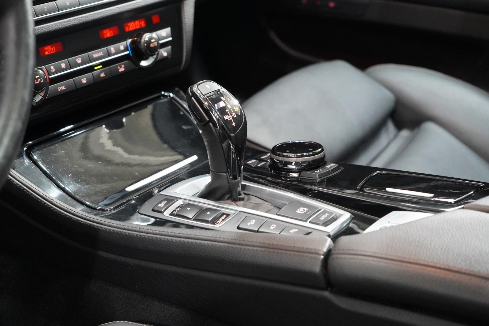 BMW M550 d Touring xDrive 381 ch • BVA • Harman Kardon • HUD • Toit Panoramique