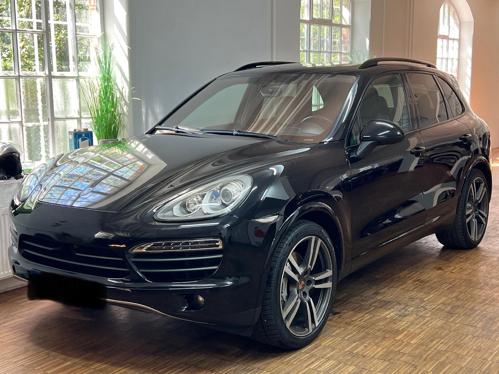 Porsche Cayenne S Diesel/Sport/ACC/Pano/AHK/Luft/21 Zoll