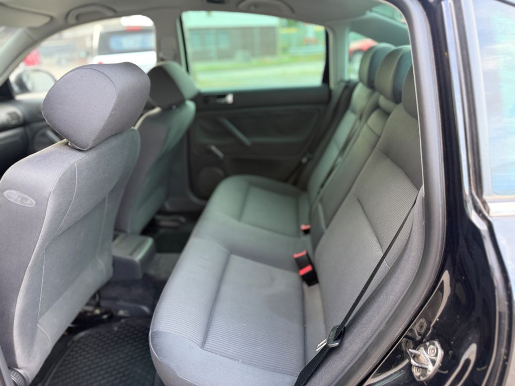 VW Passat – Bild 12 von 17