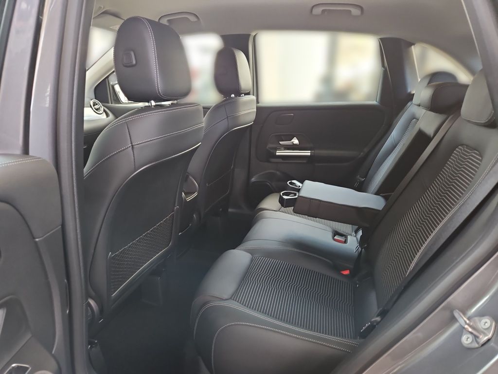 Fahrzeugabbildung Mercedes-Benz B 200 AHK AUT Kam. KlimaA LED Navi PDC ParkAss