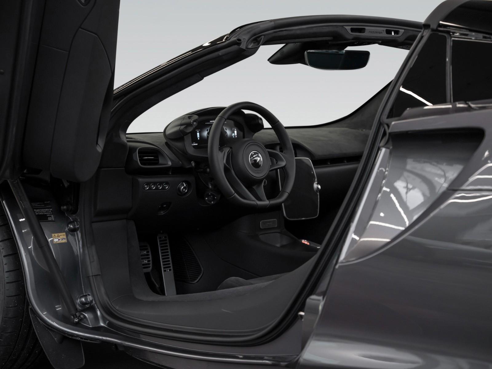 McLaren Artura Spider | Anthracite | Sports Exhaust