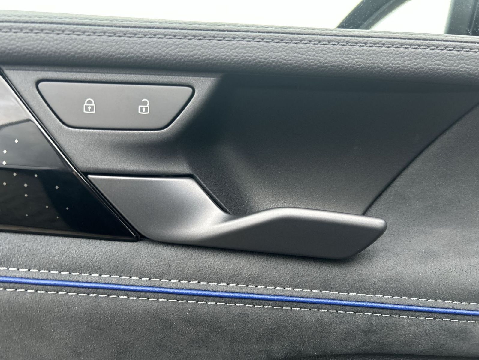 Volkswagen Passat - Bild 25