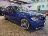 BMW 330 Baureihe 3 Lim. 330i*M Paket*Automatik*TÜV - gebrauchte BMW 330 aus dem Jahr 2006