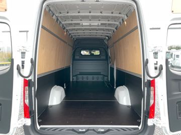Fahrzeugabbildung Mercedes-Benz Sprinter III 317 CDI  RWD