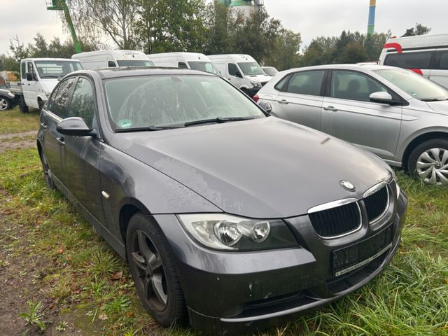 BMW 320 Baureihe 3 Lim. 320i