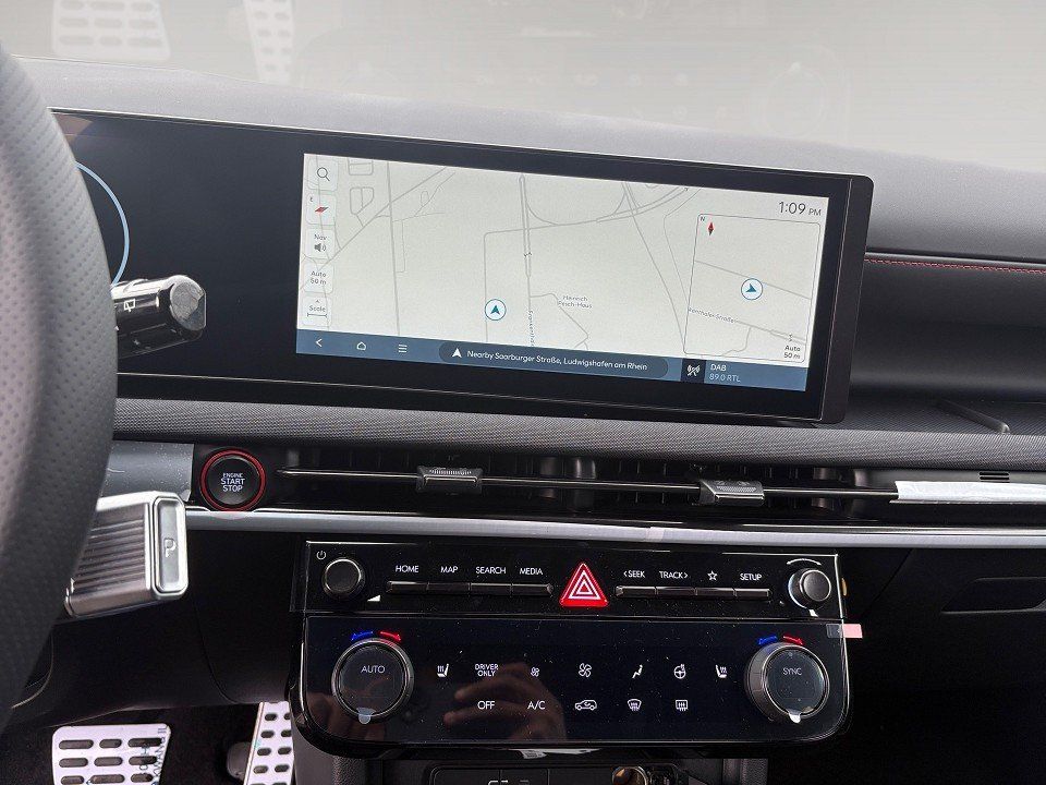 Fahrzeugabbildung Hyundai TUCSON Plug-in N LINE Panoramadach Digital Key