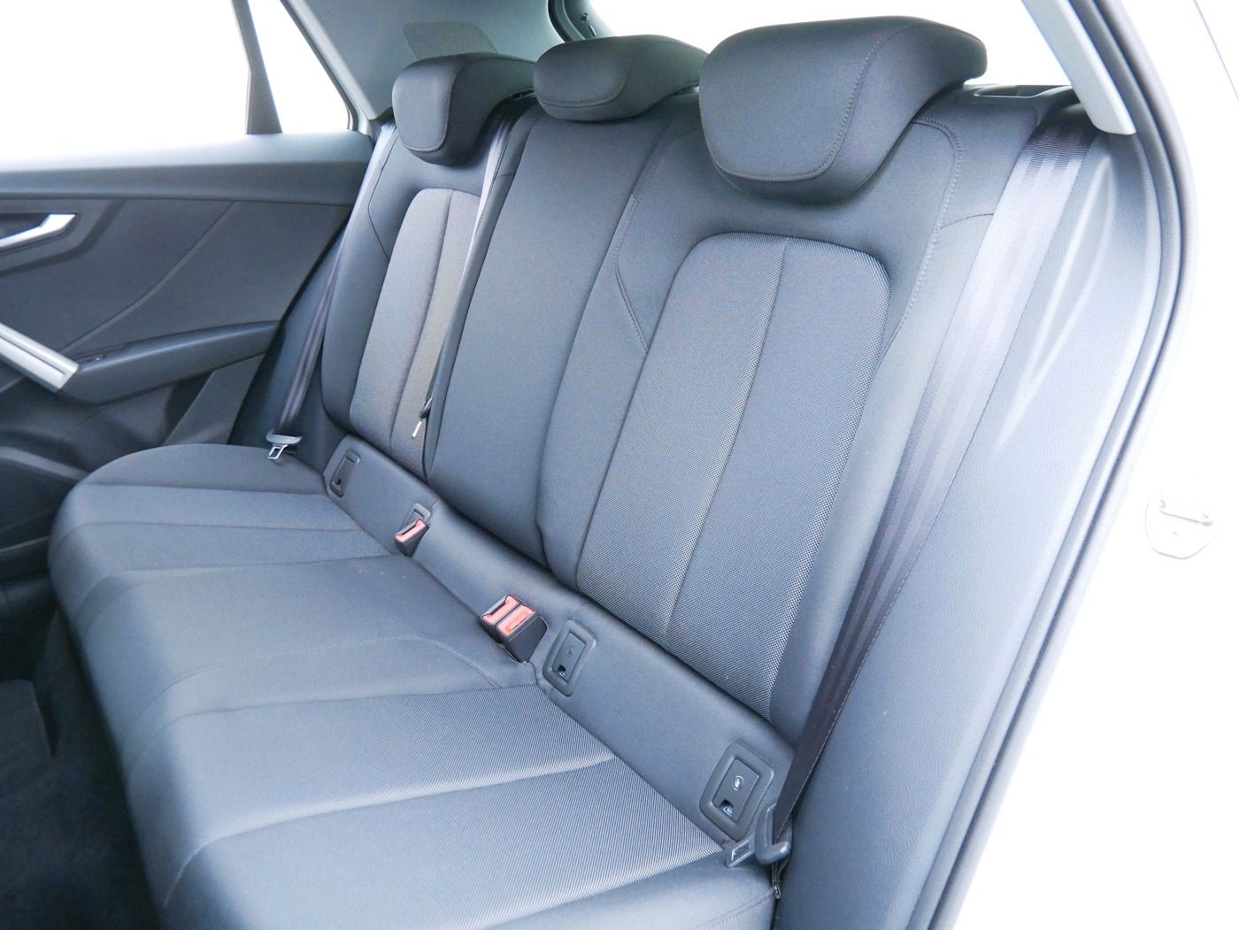 Fahrzeugabbildung Audi Q2 1.5 35 TFSI advanced DSG MATRIX Kamera ACC SH