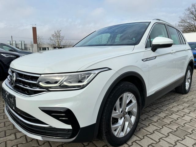 Volkswagen Tiguan 2.0TDI Elegance 4Mot Navi Matrix HUD Kame