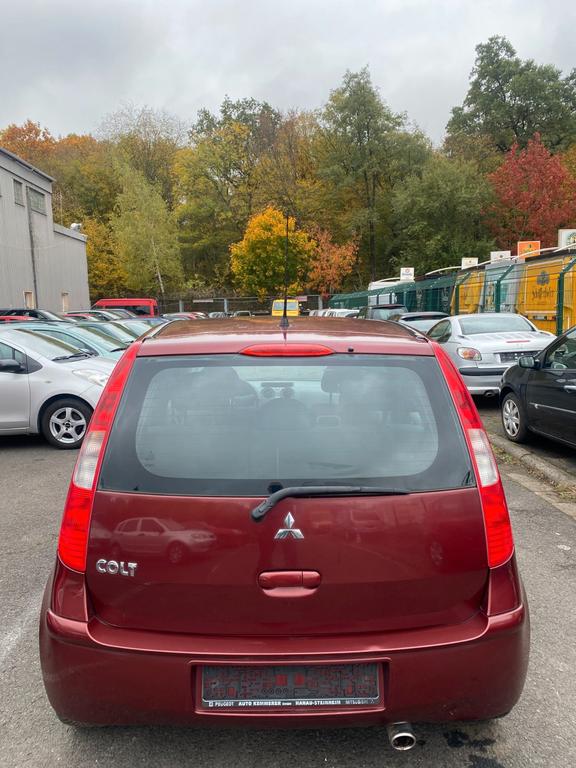 Mitsubishi Colt