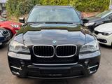BMW X5 xDrive30d Individual 2.Hand Sthz Shz Klima - BMW X5 aus 2011 mit Diesel-Antrieb