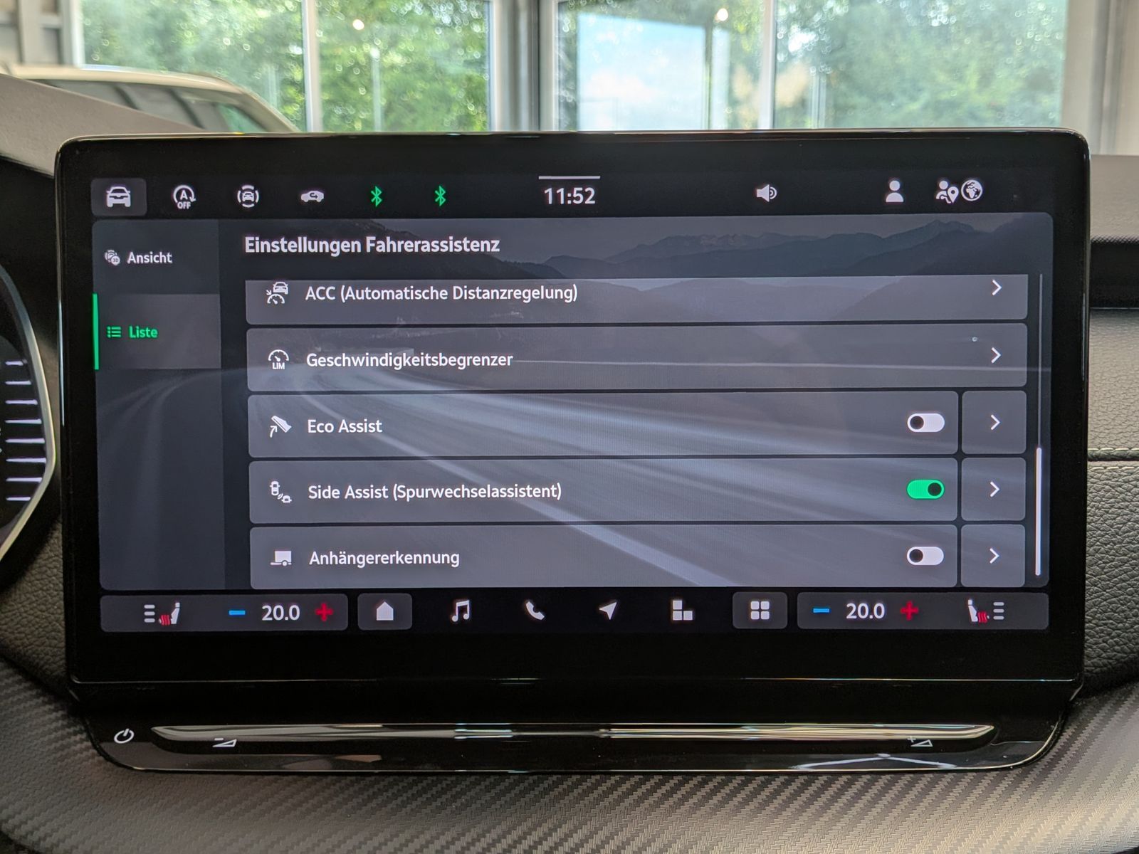 Fahrzeugabbildung SKODA Octavia 1.5 TSI Sportline MATRIX PANO AHK 5J-Gar