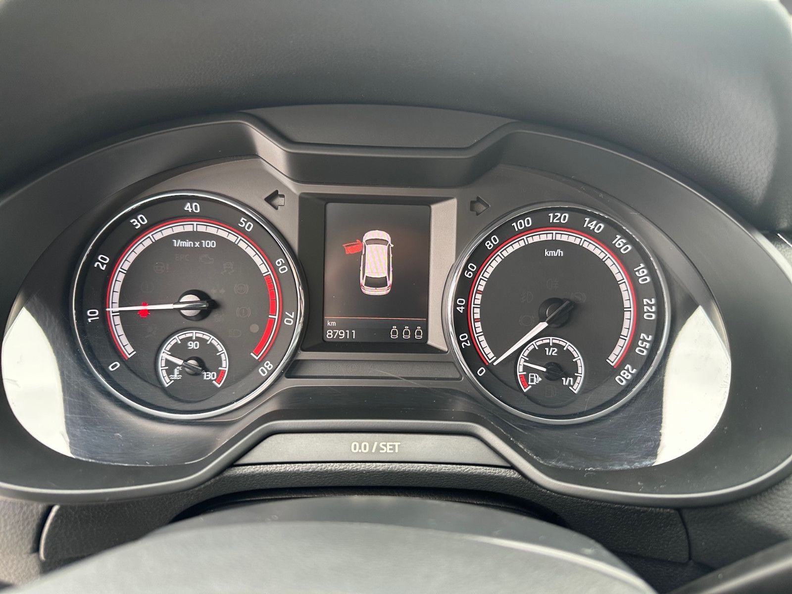 SKODA Octavia Combi RS 245 – Bild 12