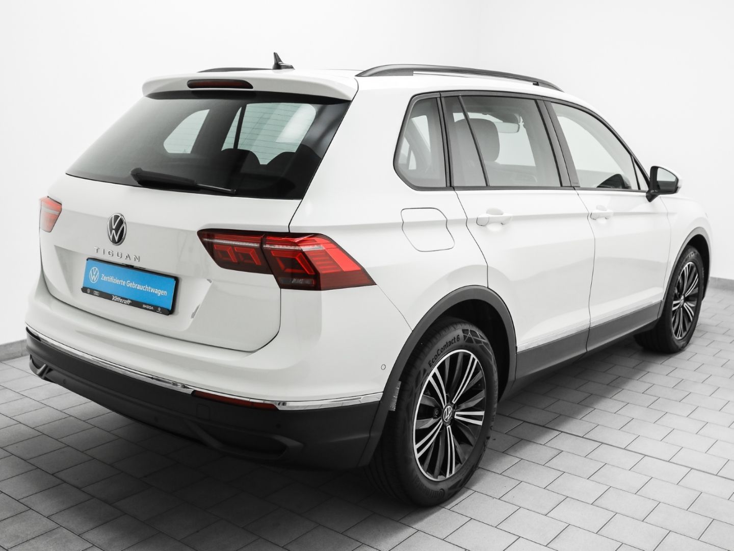 Volkswagen Tiguan 2.0 TDI LIFE Pano AHK Standheiz Kamera foto 5