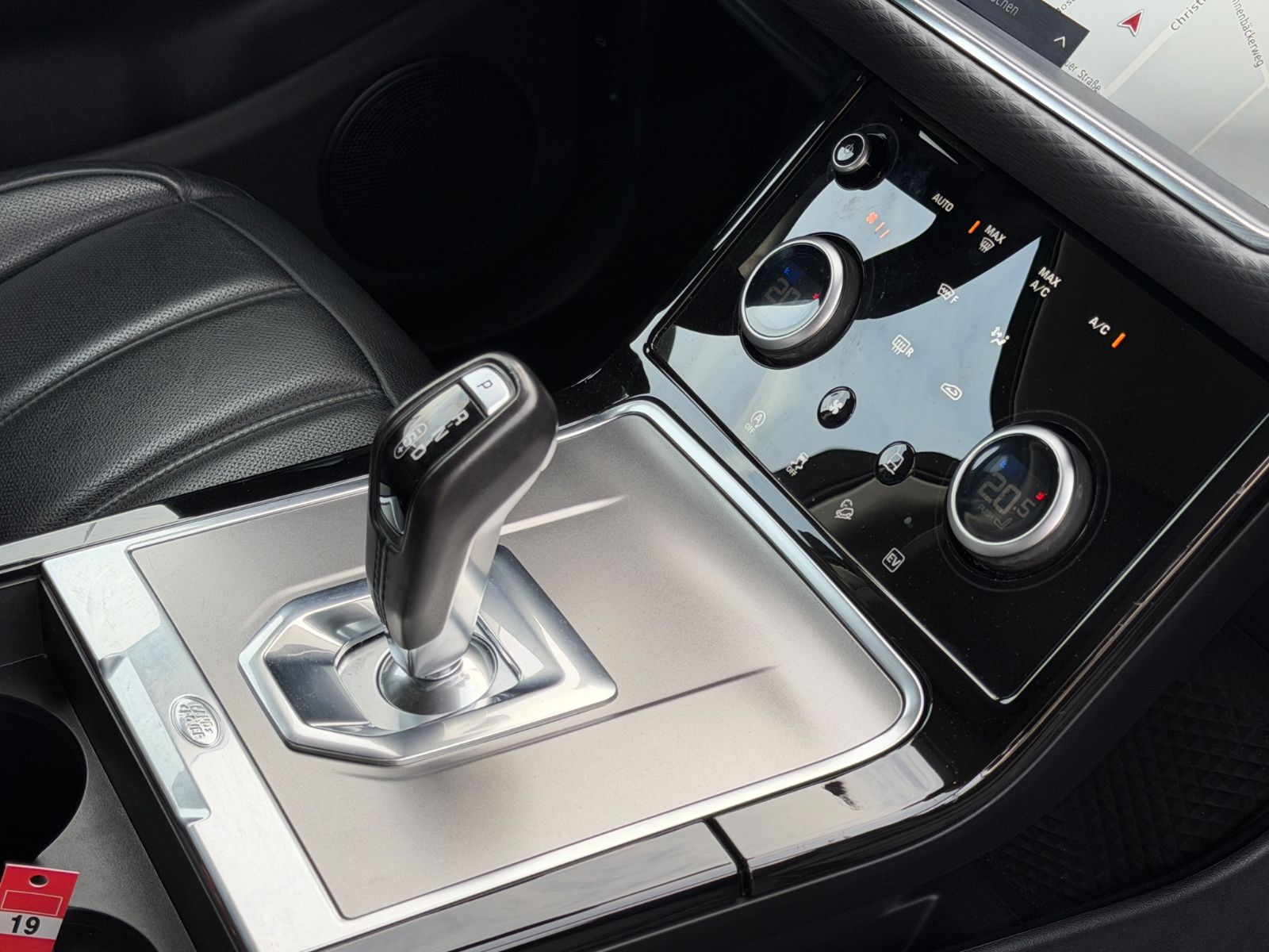 Fahrzeugabbildung Land Rover Range Rover Evoque S Hybrid/P300/360°/APPLE/NAVI