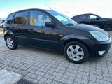 Ford Fiesta 1,3 Ambiente Klima - Ford Fiesta aus 2005: 1.3