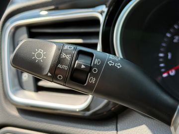 Kia XCeed 1.5 T-GDI Vision DCT7 Klima Navi Kamera