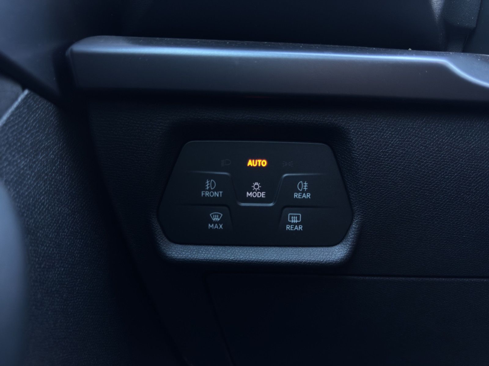Fahrzeugabbildung CUPRA Formentor VZ 2.0 TSI/ACC/Matrix/CarPlay/Navi