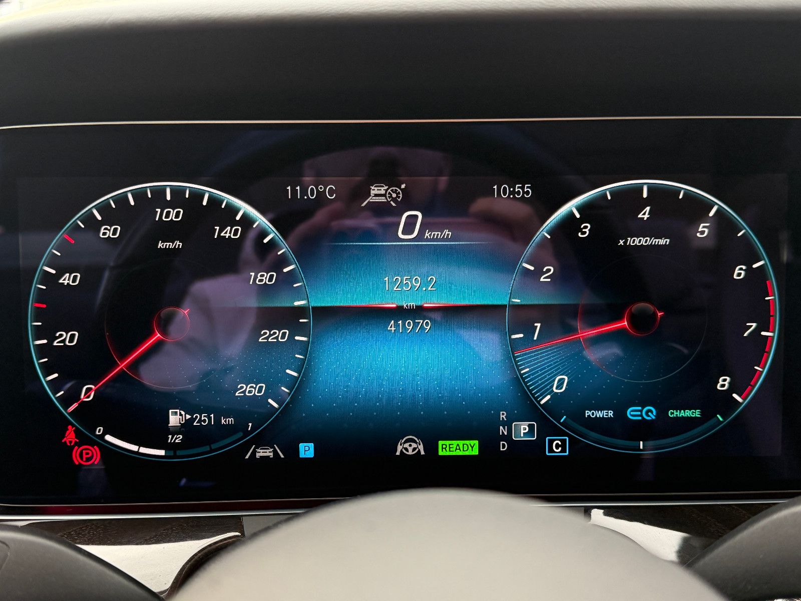 Fahrzeugabbildung Mercedes-Benz E 450 Cabrio AMG/BURMESTER/HUD/AMBIENTE/MASSAGE/