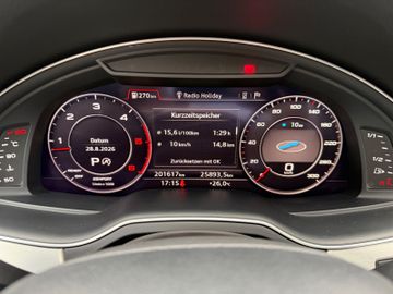Audi Q7 - 10