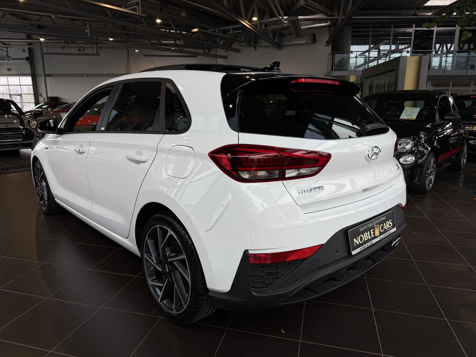 Fahrzeugabbildung Hyundai i30 N Line Mild-Hybrid PANO LED NAVI