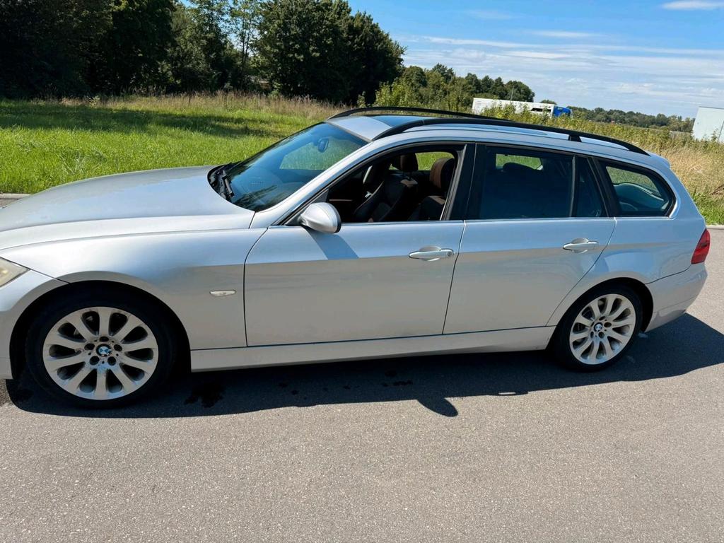 BMW 325