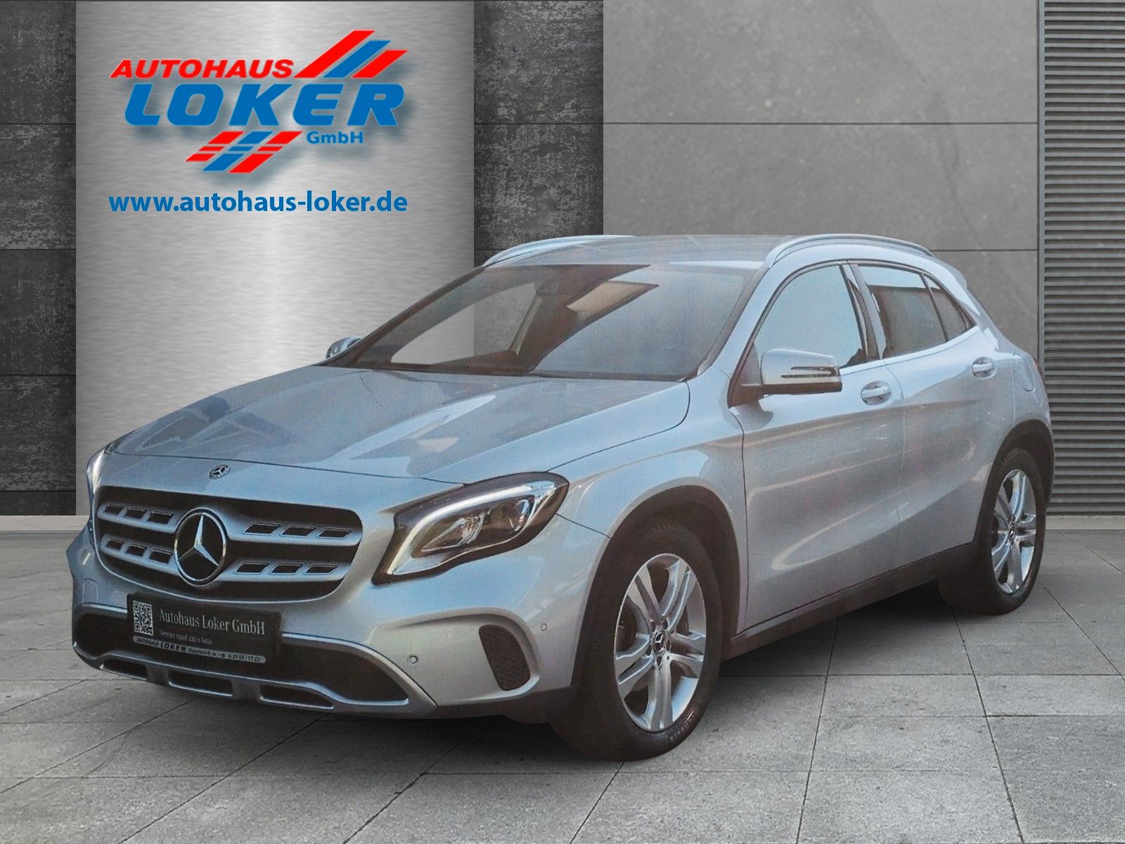MERCEDES-BENZ GLA 180 Urban AHK LED NAVI KAMERA DAB