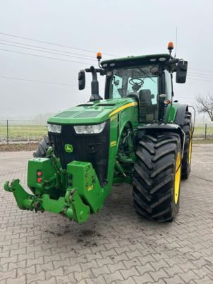 John Deere 8320R