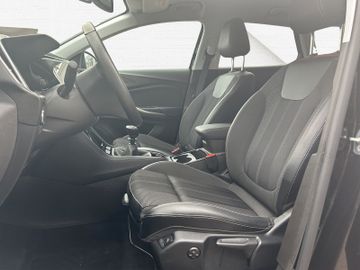 Fotografie des Opel Grandland (X) Grandland 1.2 GS Kamera Allwetter LED Sitzh. FSH
