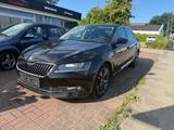 Skoda Superb 1.6 TDI DSG Style Style - Skoda Superb mit Diesel-Antrieb: Limousine, 1.6