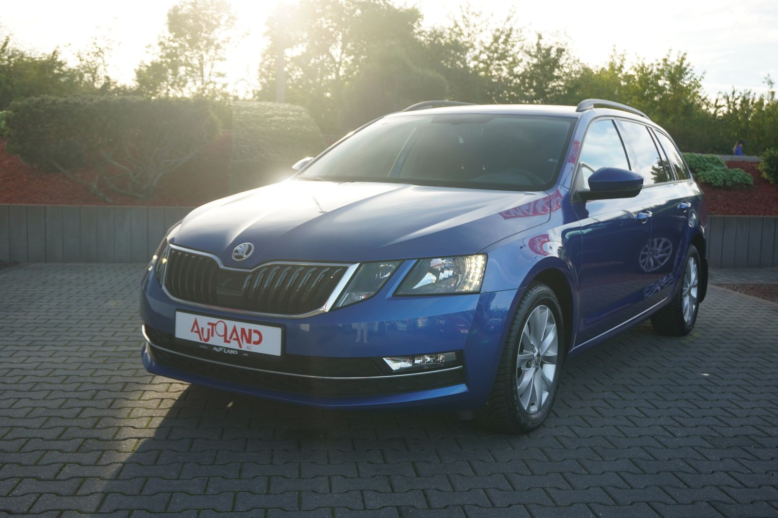 Skoda Octavia Combi 1.5 TSI Style Android Apple PDC imagem 2