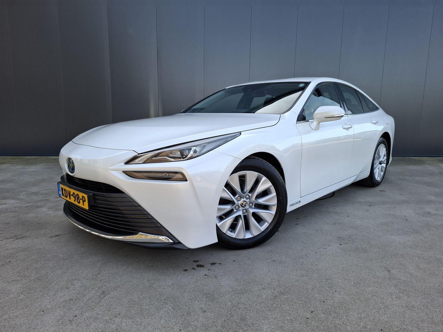 Toyota Mirai WATERSTOF H2 DYNAMIC METALLIC JBL AUDIO AP